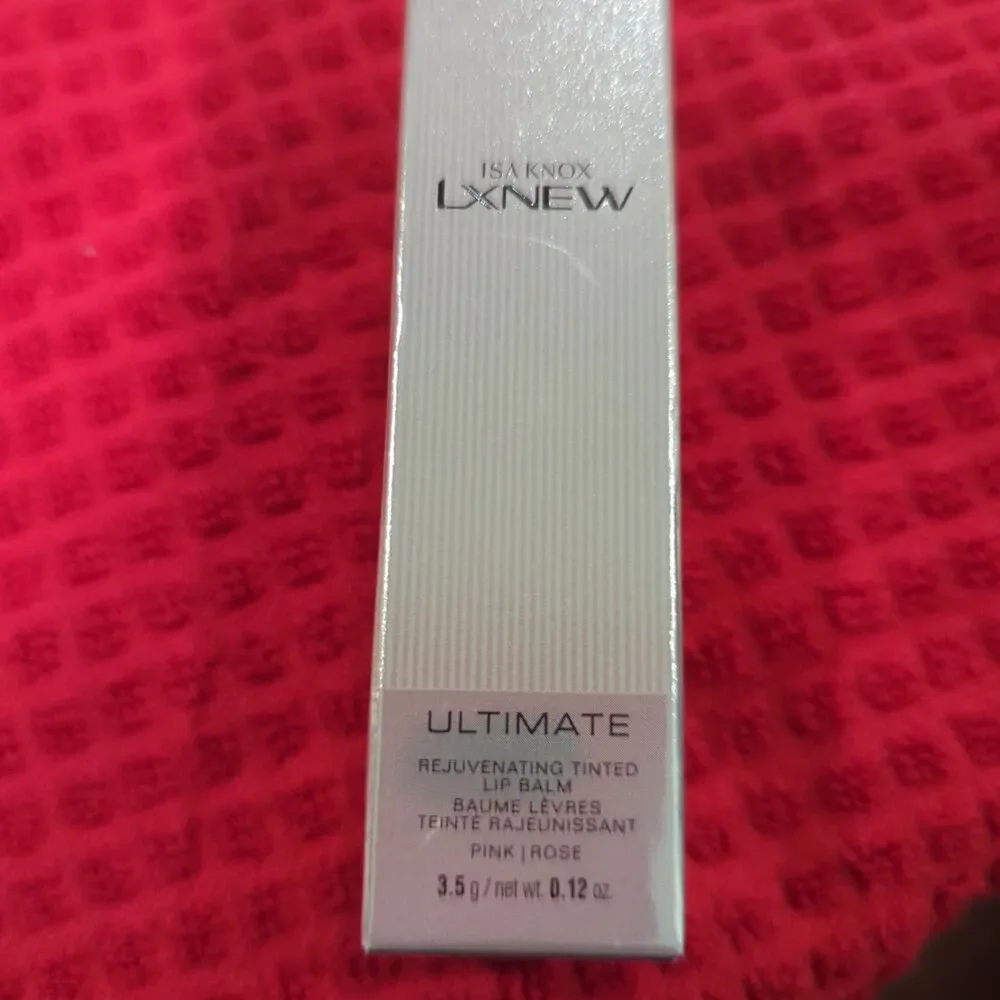 Avon Isa Knox LXNew Ultimate Rejuvenating Balm Stick New .12 Oz Pink Rose
